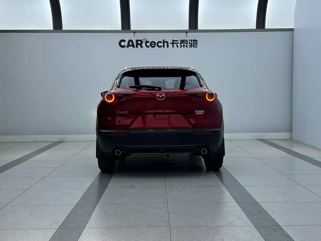 Mazda CX-30 2022 — фото 22