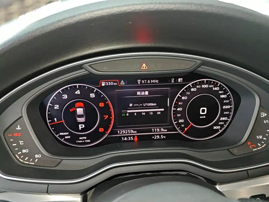 Audi A4L 2018 — фото 12