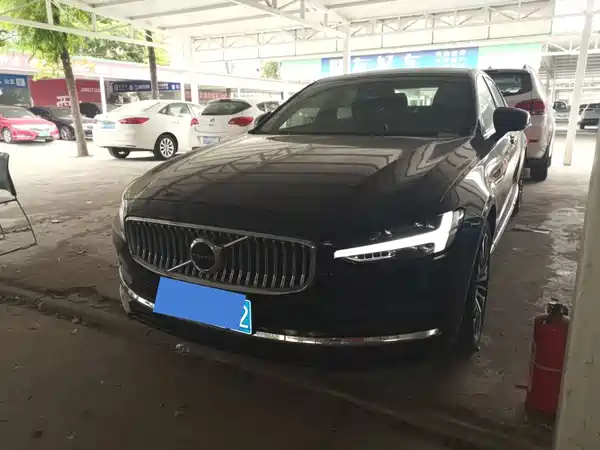 Volvo S90 2024