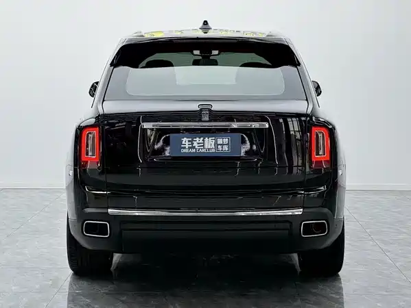 Rolls-Royce Cullinan 2025