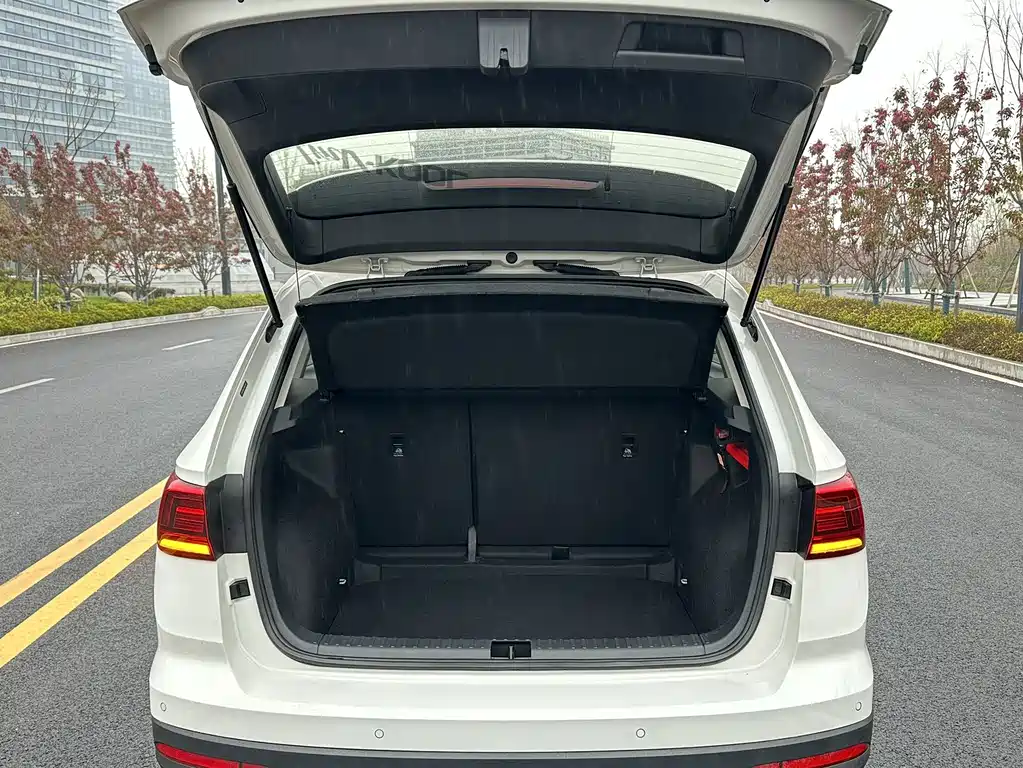 Volkswagen Tharu 2022 — фото 10