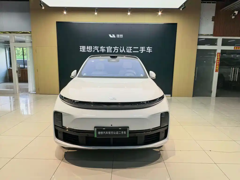 Li Auto Li L7 2025