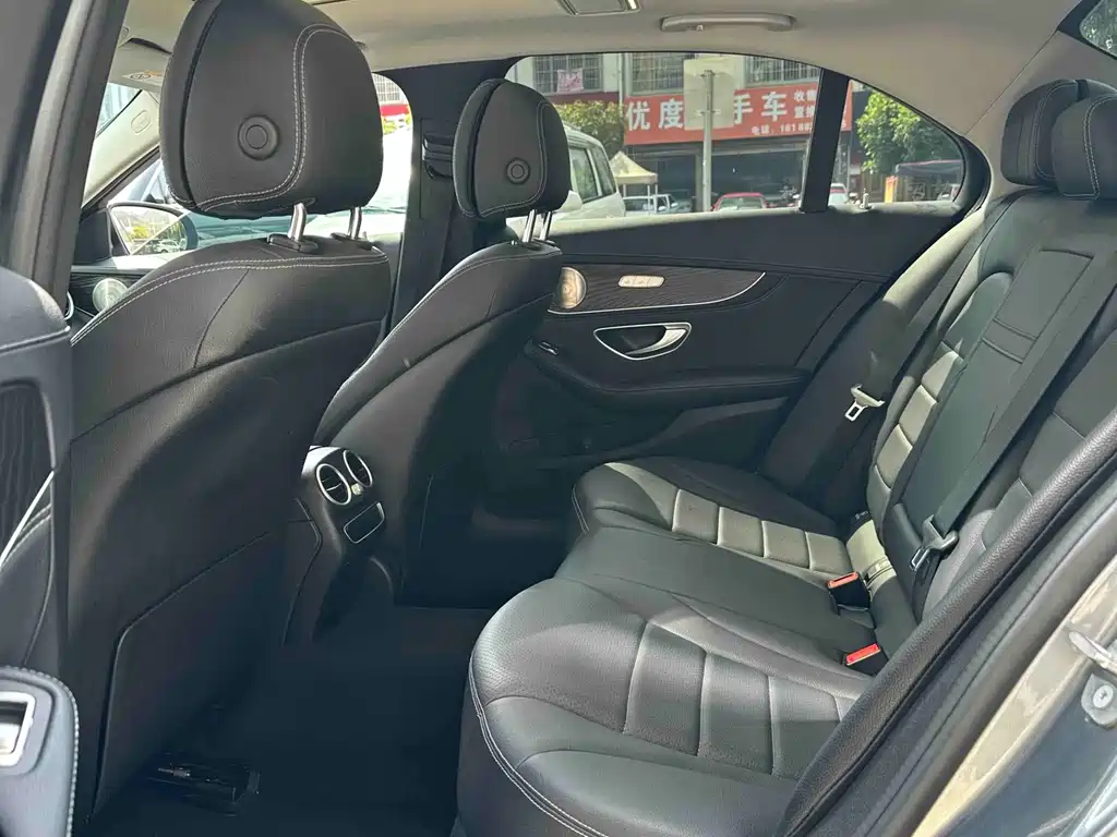 Mercedes-Benz C-Class 2019 — фото 6