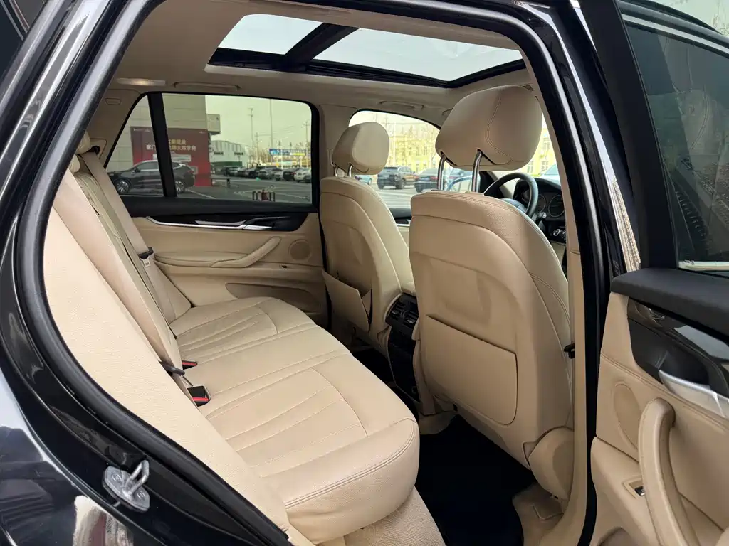 BMW X5 2015 — фото 6