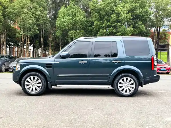 Land Rover Discovery 2013