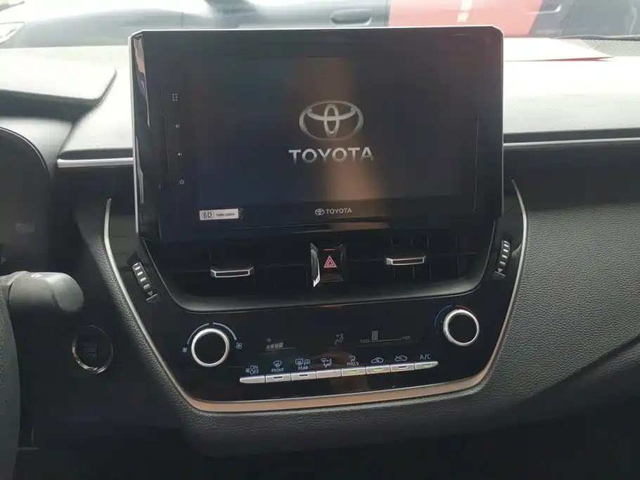Toyota Corolla 2020 — фото 13