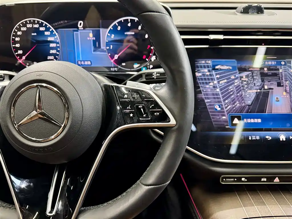 Mercedes-Benz E-Class 2024 — фото 26