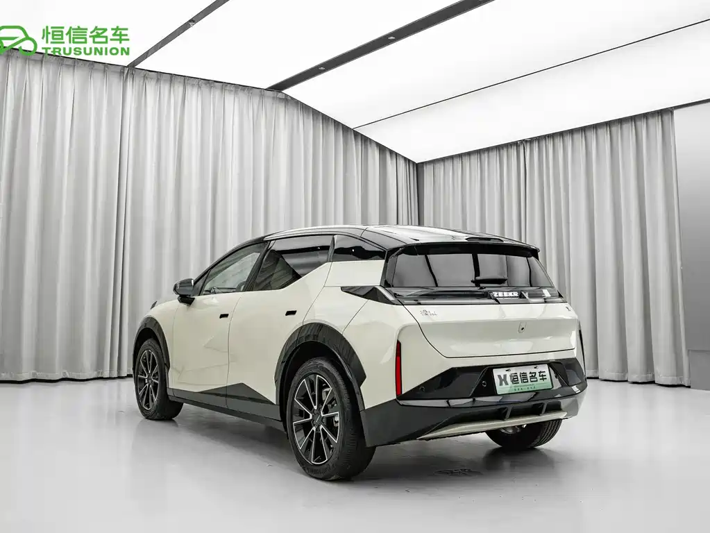 Zeekr X 2024