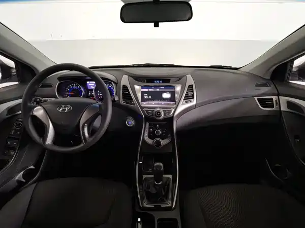 Hyundai Elantra Langdong 2016