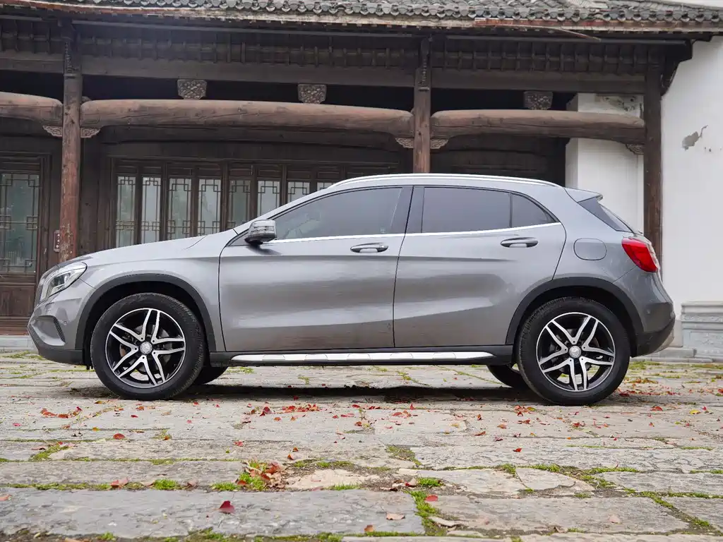 Mercedes-Benz GLA 2015 — фото 10