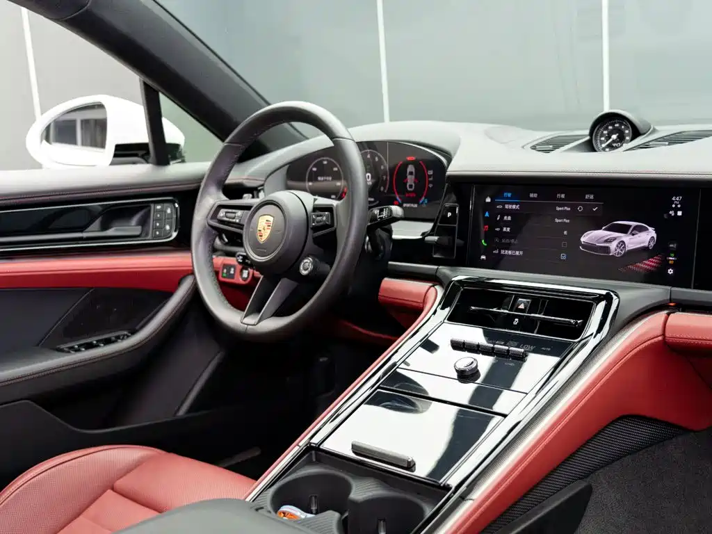 Porsche Panamera 2025 — фото 17