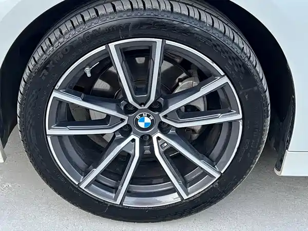 BMW 3 Series 2023