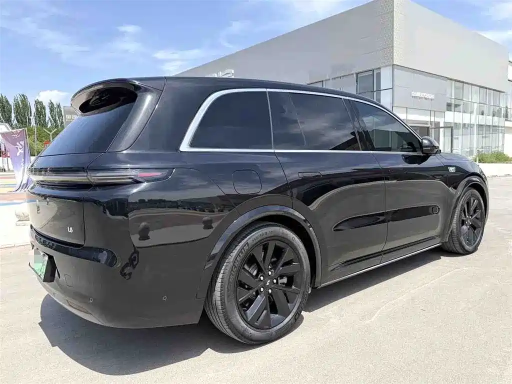 Li Auto Li L8 2023