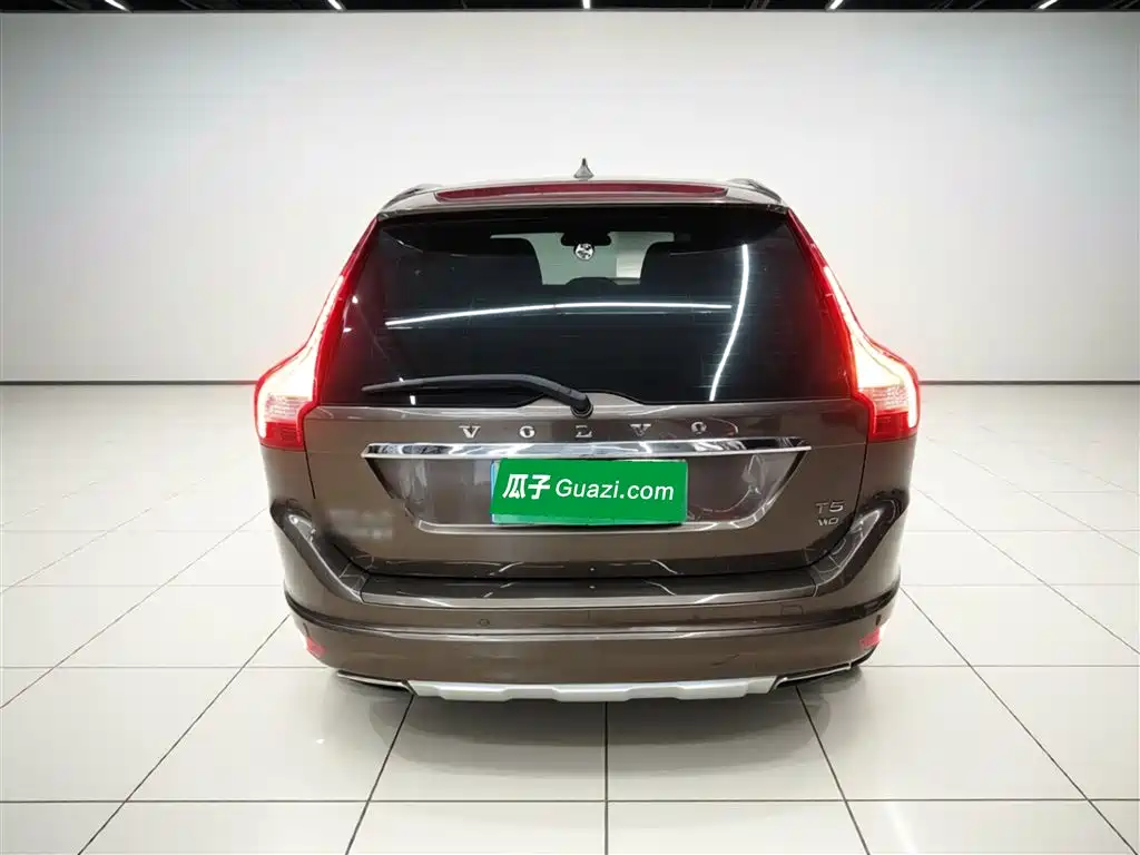 Volvo XC60 2016 — фото 4