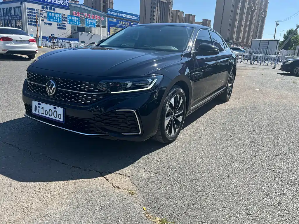 Volkswagen Passat 2024
