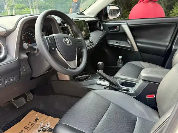 Toyota RAV4 2018
