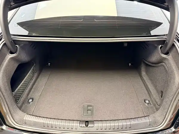 Audi A6L 2024