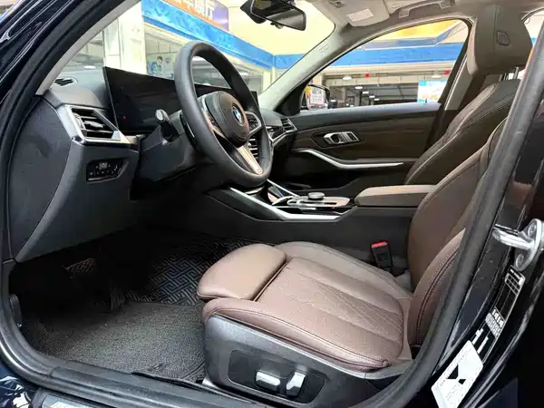 BMW 3 Series 2023