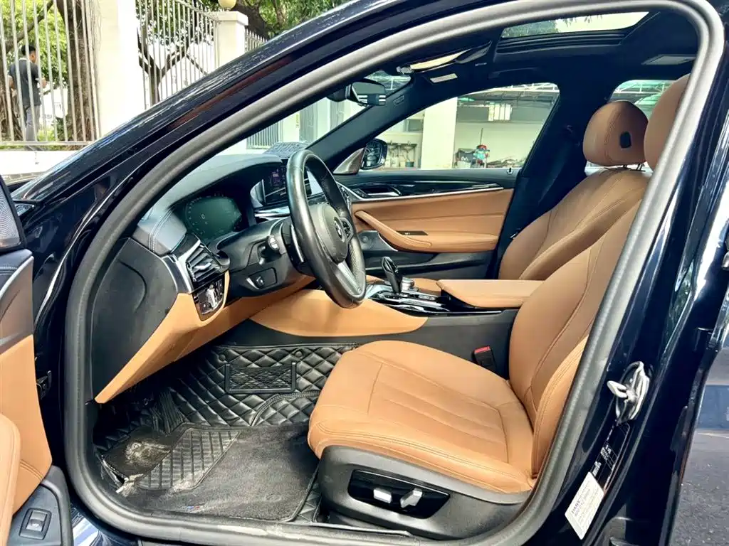 BMW 5 Series 2020