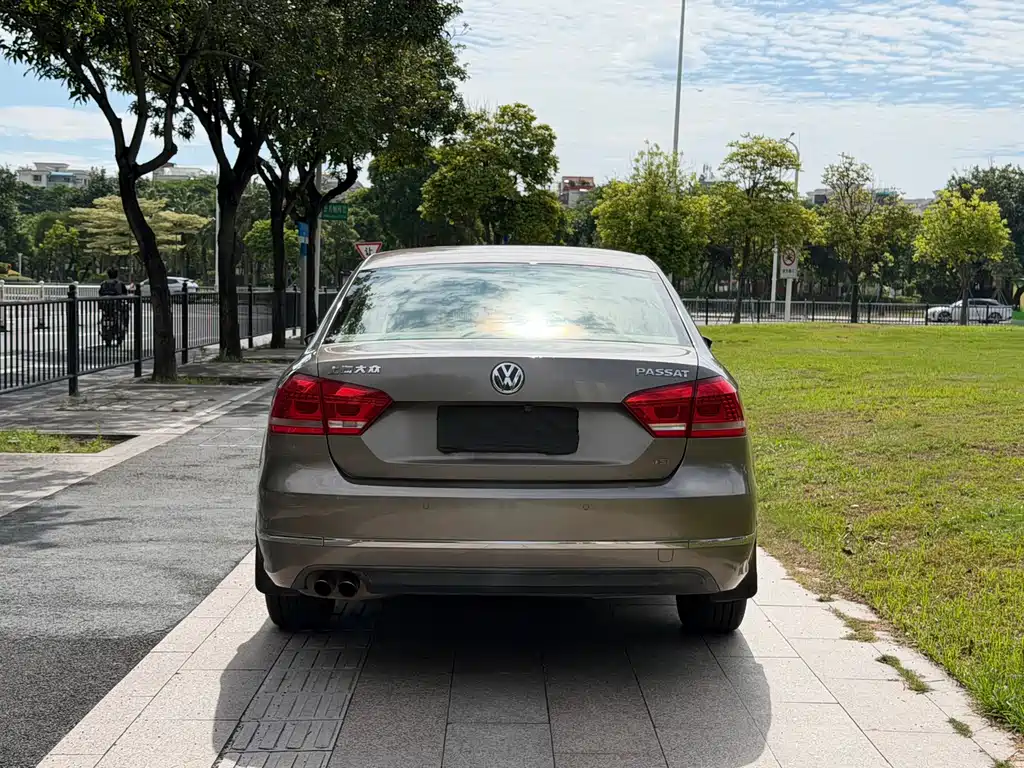 Volkswagen Passat 2012