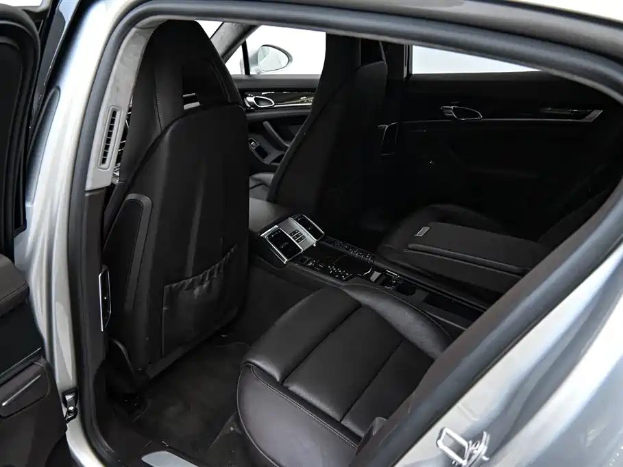 Porsche Panamera 2010 — фото 10