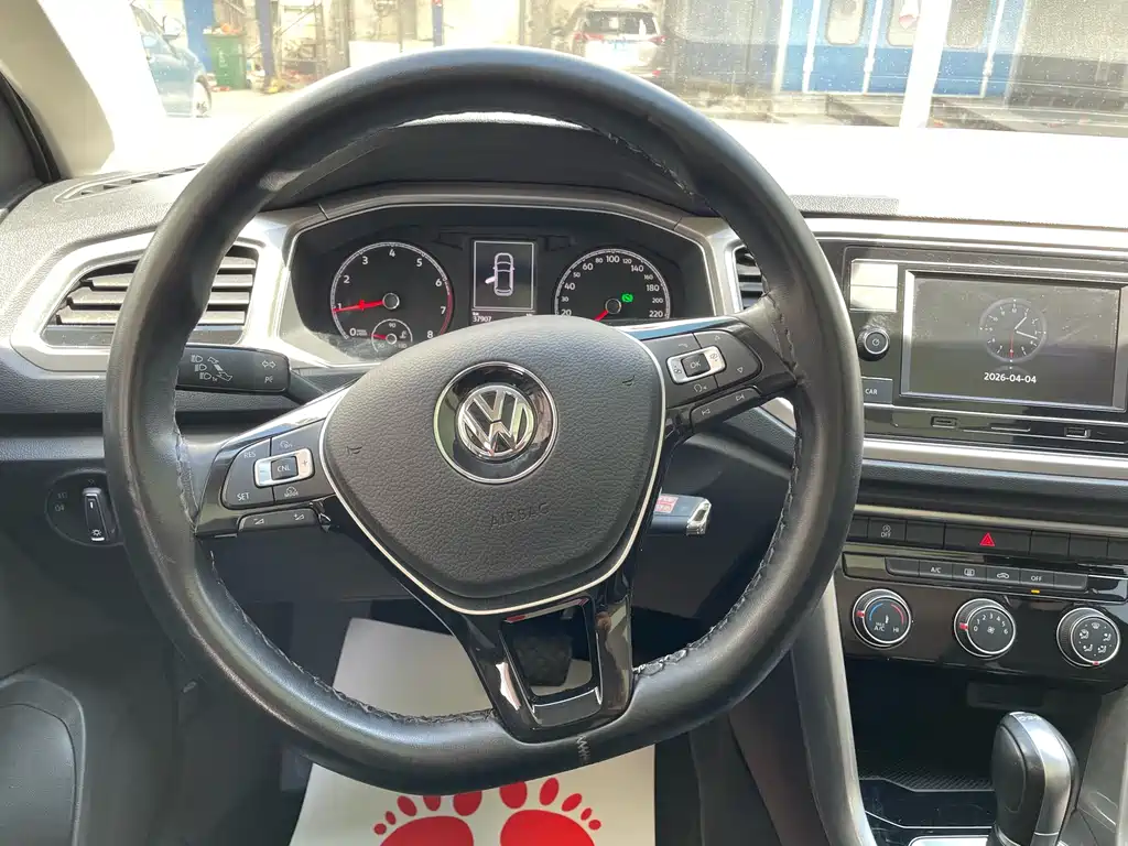Volkswagen T-Roc 2020 — фото 11