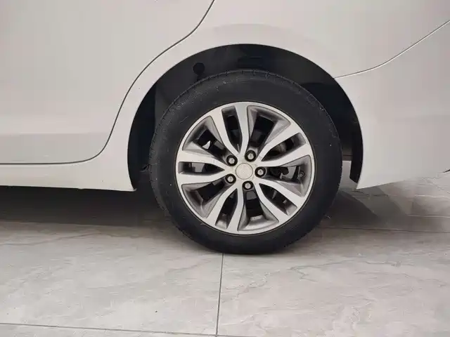 Buick Excelle GT 2020 — фото 15