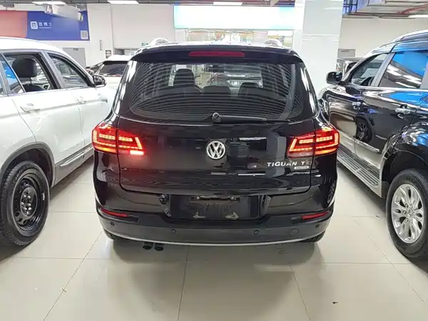 Volkswagen Tiguan 2015