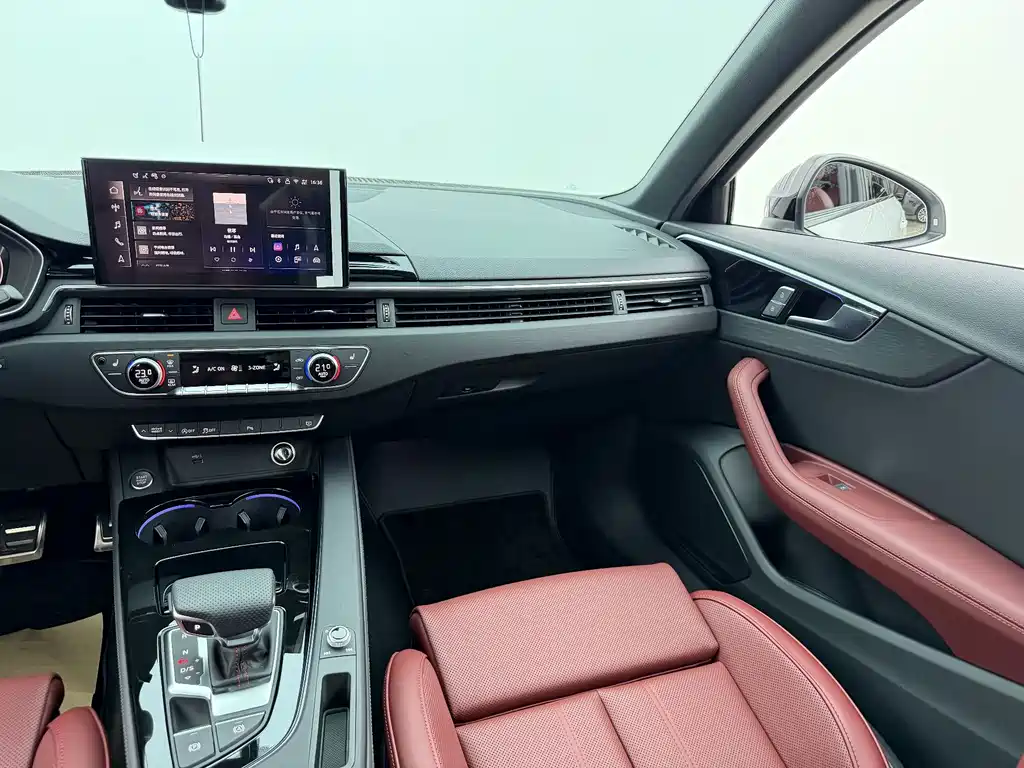 Audi A4L 2025