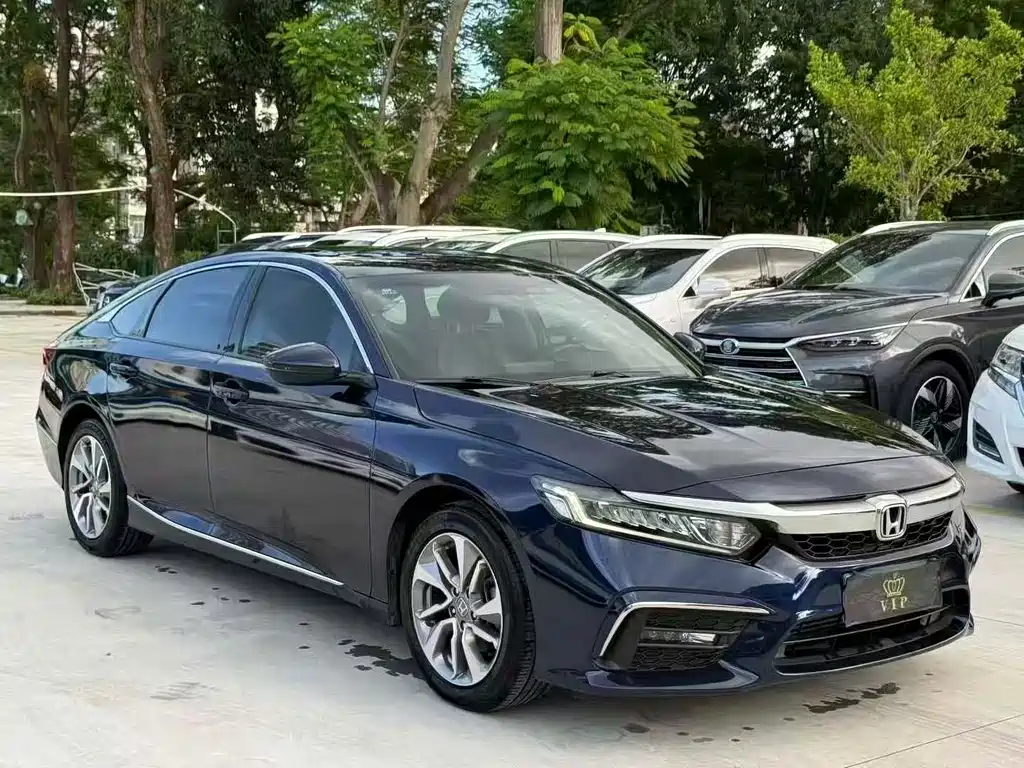 Honda Inspire 2020