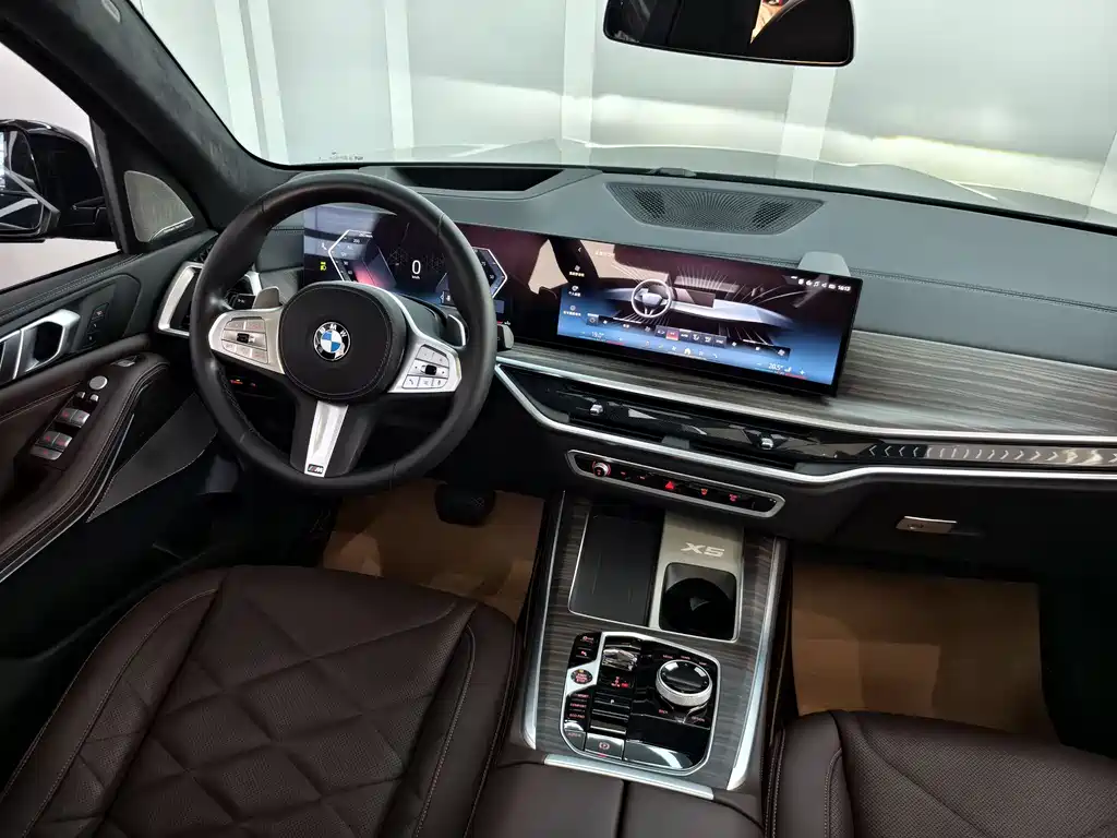 BMW X5 2024 — фото 10