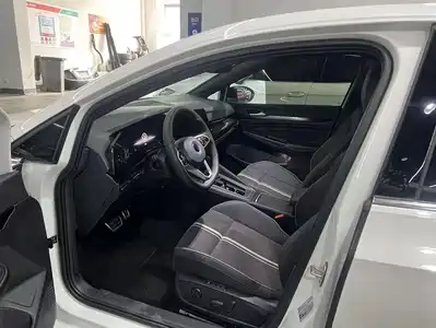 Volkswagen Golf 2024