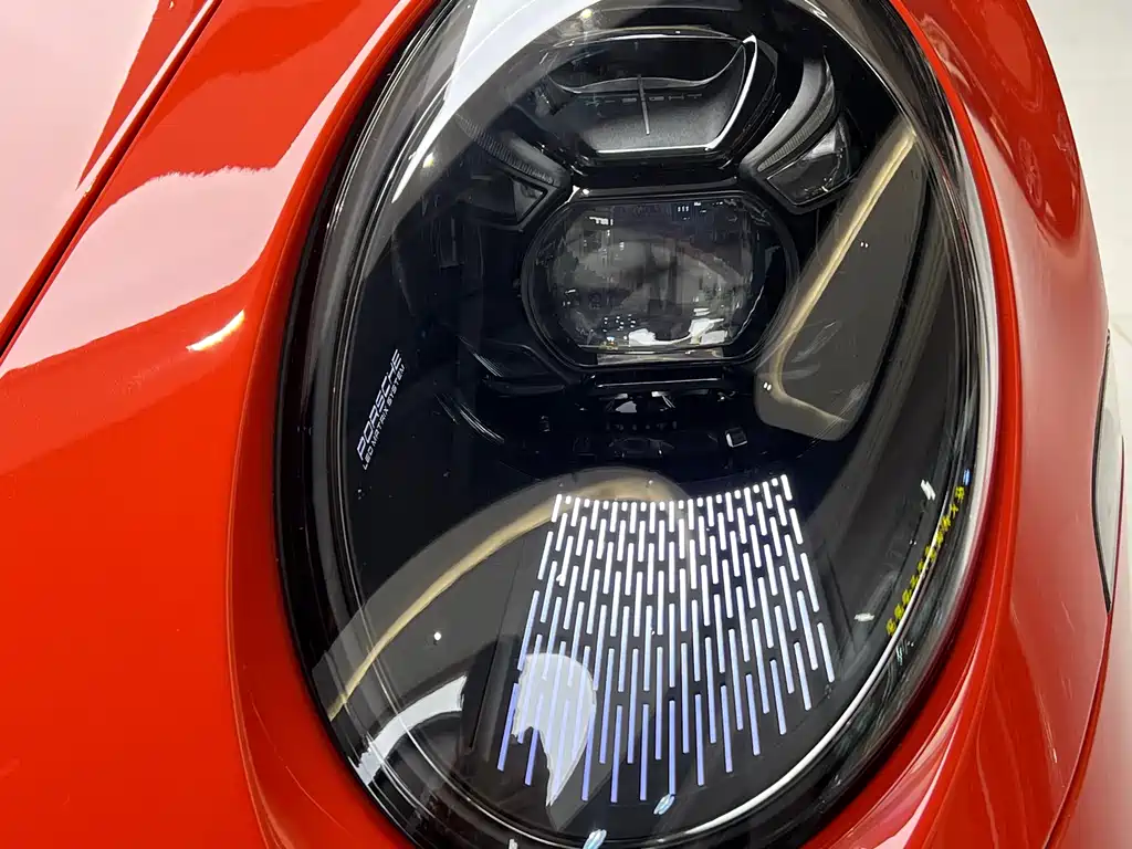 Porsche 911 2026 — фото 13