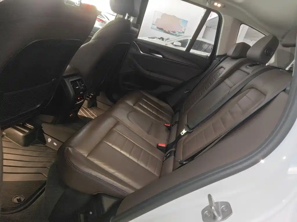 BMW X3 2020 — фото 17