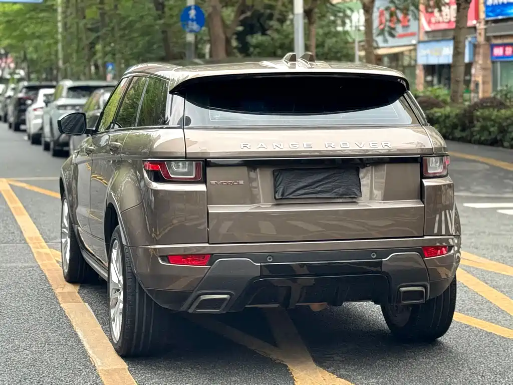 Land Rover Evoque 2018 — фото 19