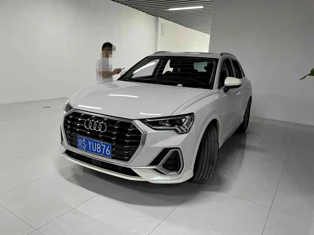 Audi Q3 2022
