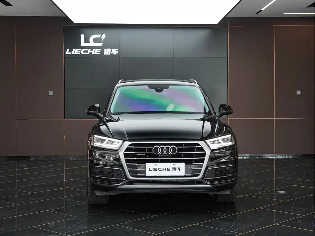 Audi Q5L 2020 — фото 2