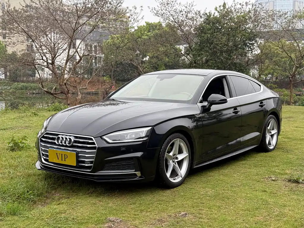 Audi A5 2019 — фото 1