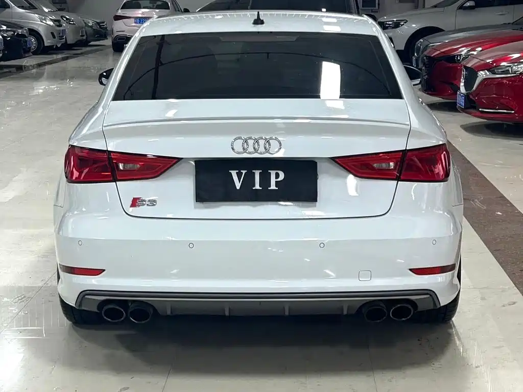 Audi S3 2015 — фото 9