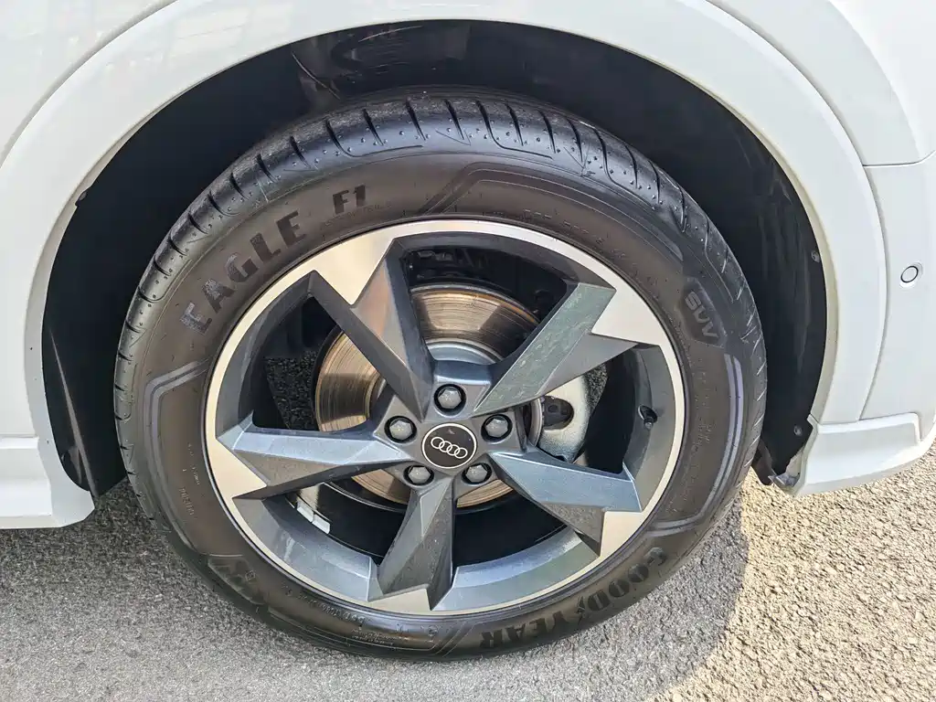 Audi Q3 2023