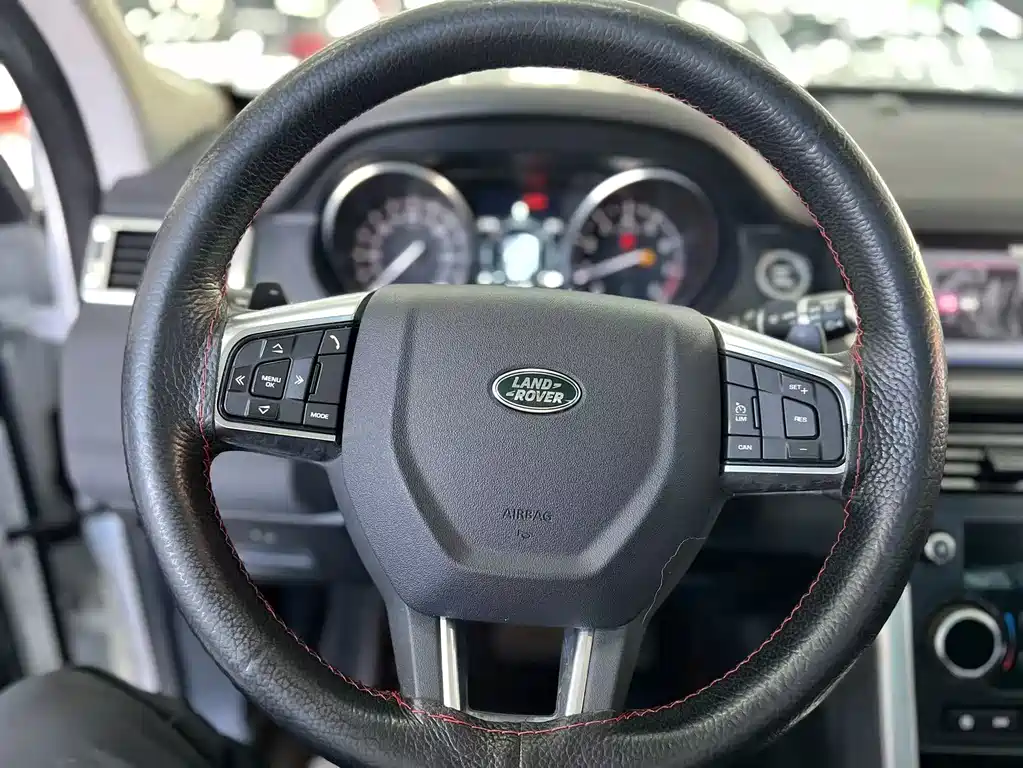 Land Rover Discovery Sport 2019 — фото 11