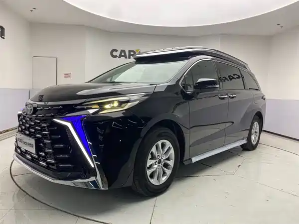 Toyota Granvia 2024
