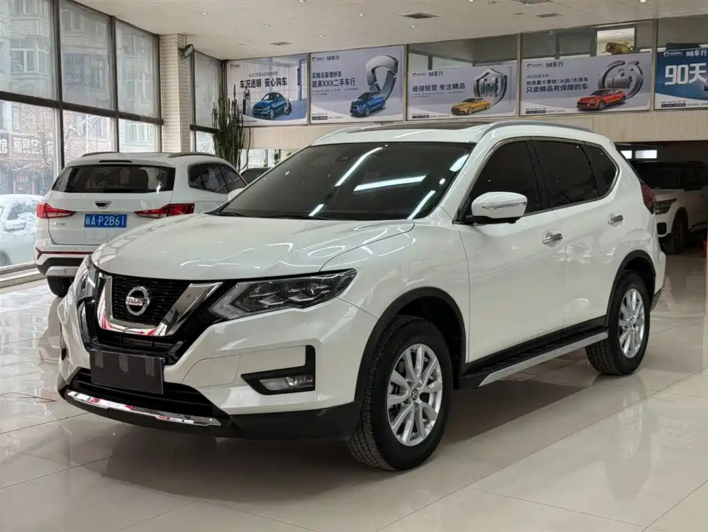 Nissan X-Trail 2023 — фото 1