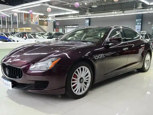 Maserati Quattroporte 2013