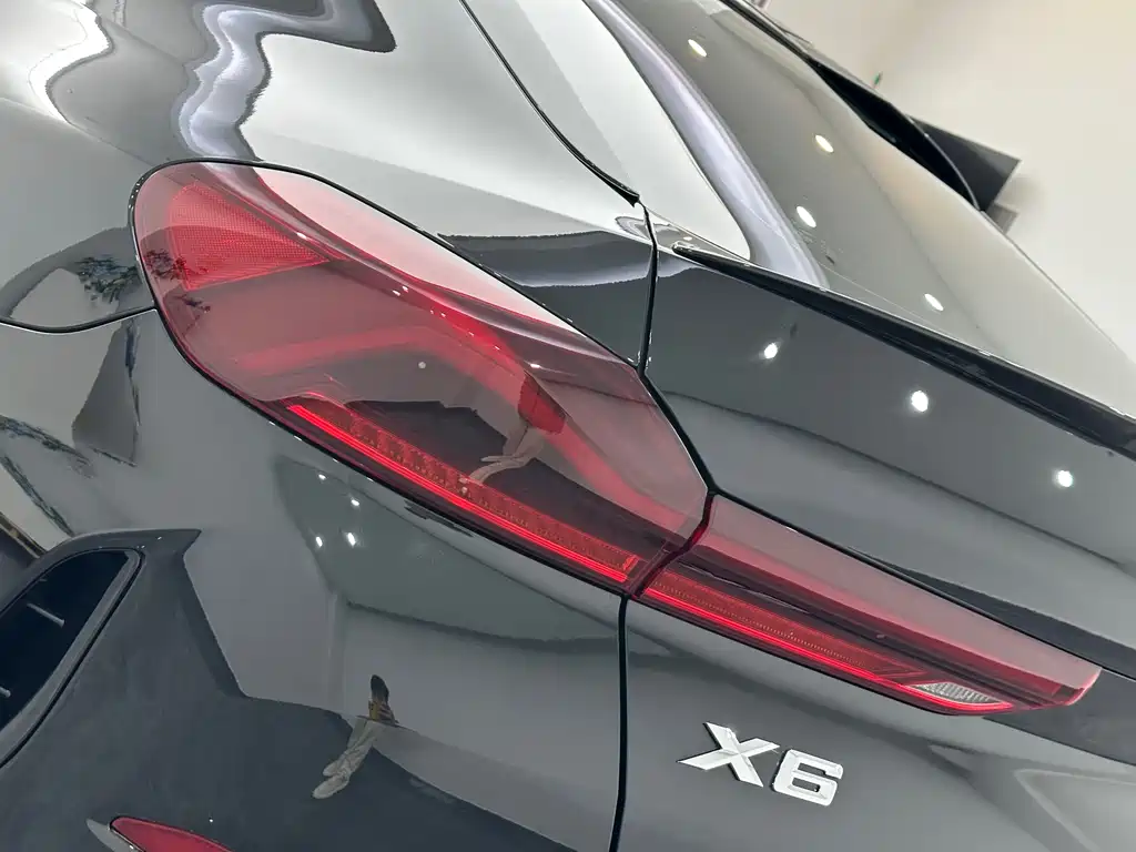 BMW X6 2023 — фото 19