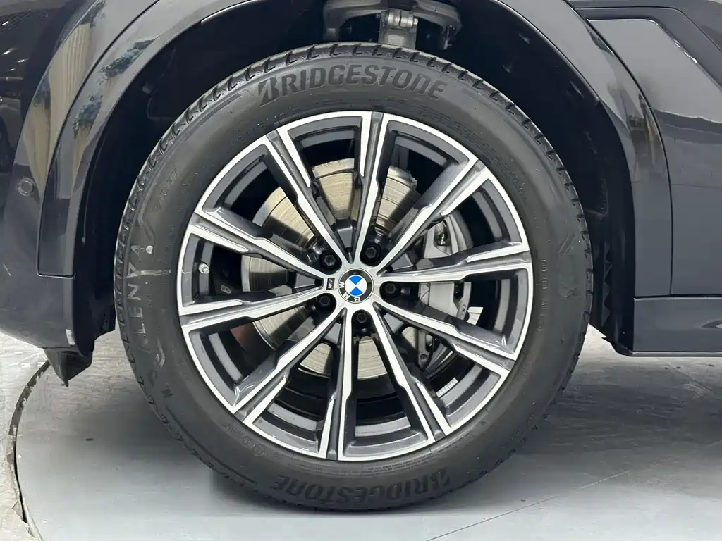 BMW X6 2023 — фото 21
