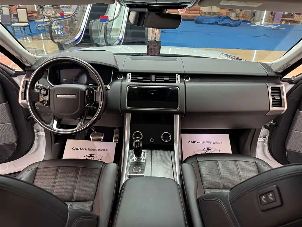 Land Rover Sport 2020 — фото 10