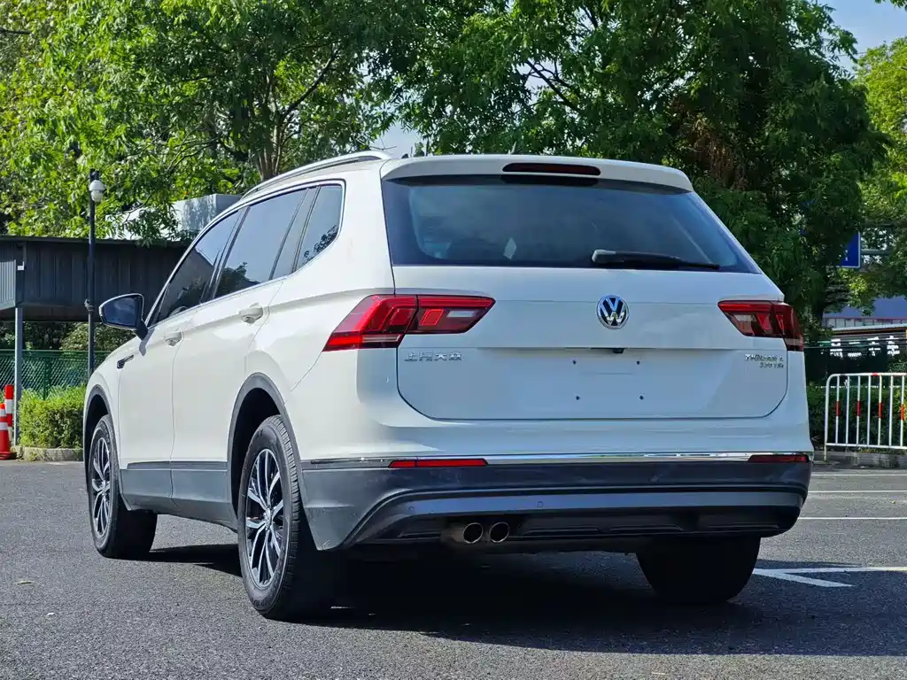 Volkswagen Tiguan L 2018