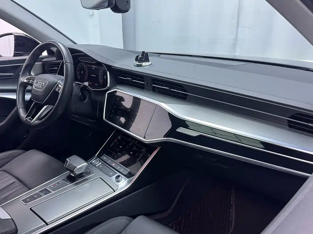 Audi A6L 2020 — фото 11