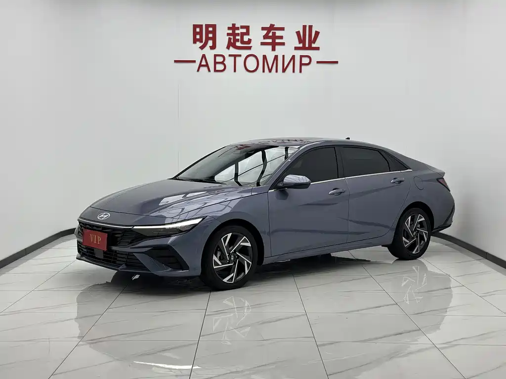 Hyundai Elantra 2023